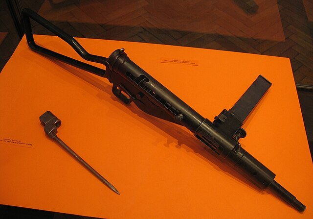 Sten Mk II — profil complet